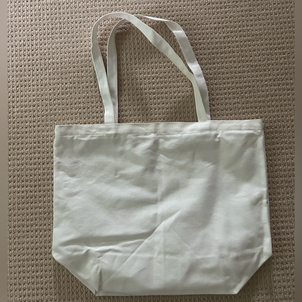 Parke NYC hotdog exclusive tote bag - Picture 3 of 9